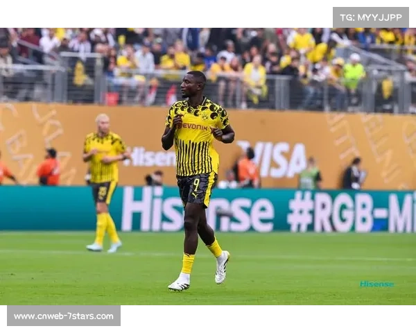 科瓦奇称多特氛围融洽 集体旅行增强队员默契 科瓦奇称多特氛围融洽 集体旅行增强队员默契